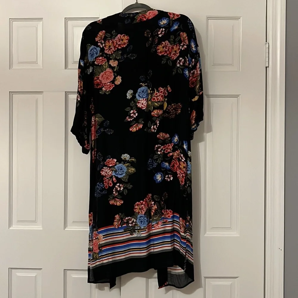 S/M Duster from Nordstrom Rack - Picture 2 of 5